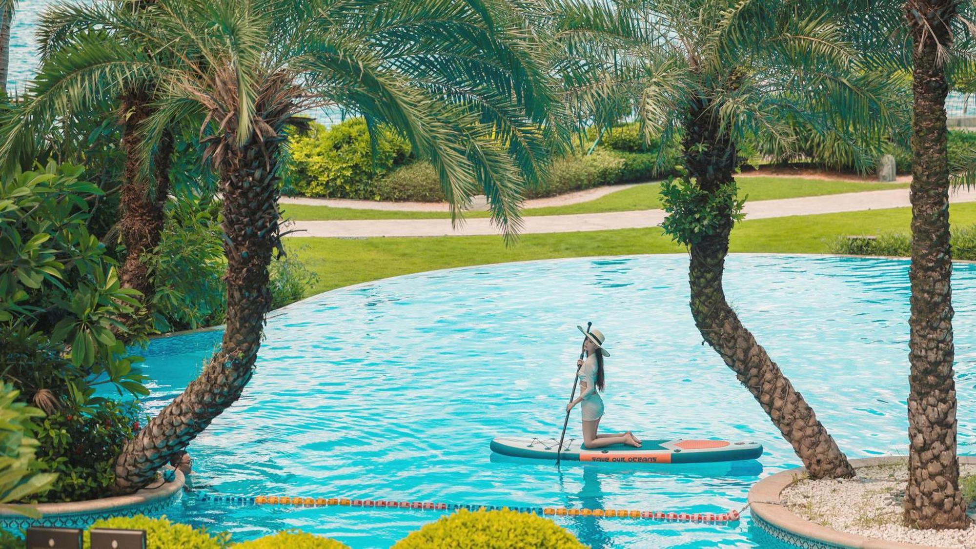 Intercontinental Haikou Seaview By Ihg Bagian luar foto