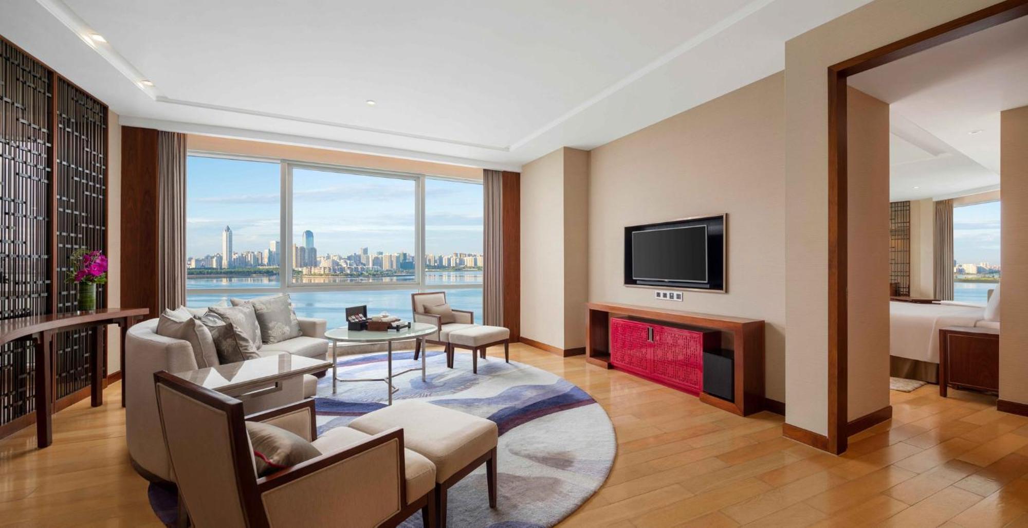 Intercontinental Haikou Seaview By Ihg Bagian luar foto